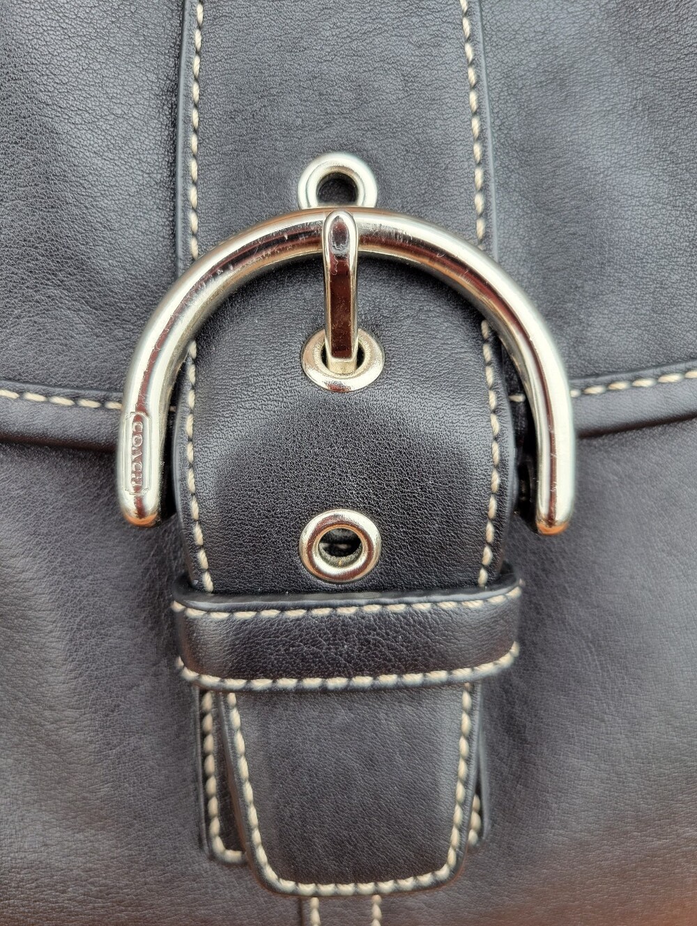 Vintage Y2K Coach Soho Flap Crossbody/Shoulder Bag - Picture 4 of 15